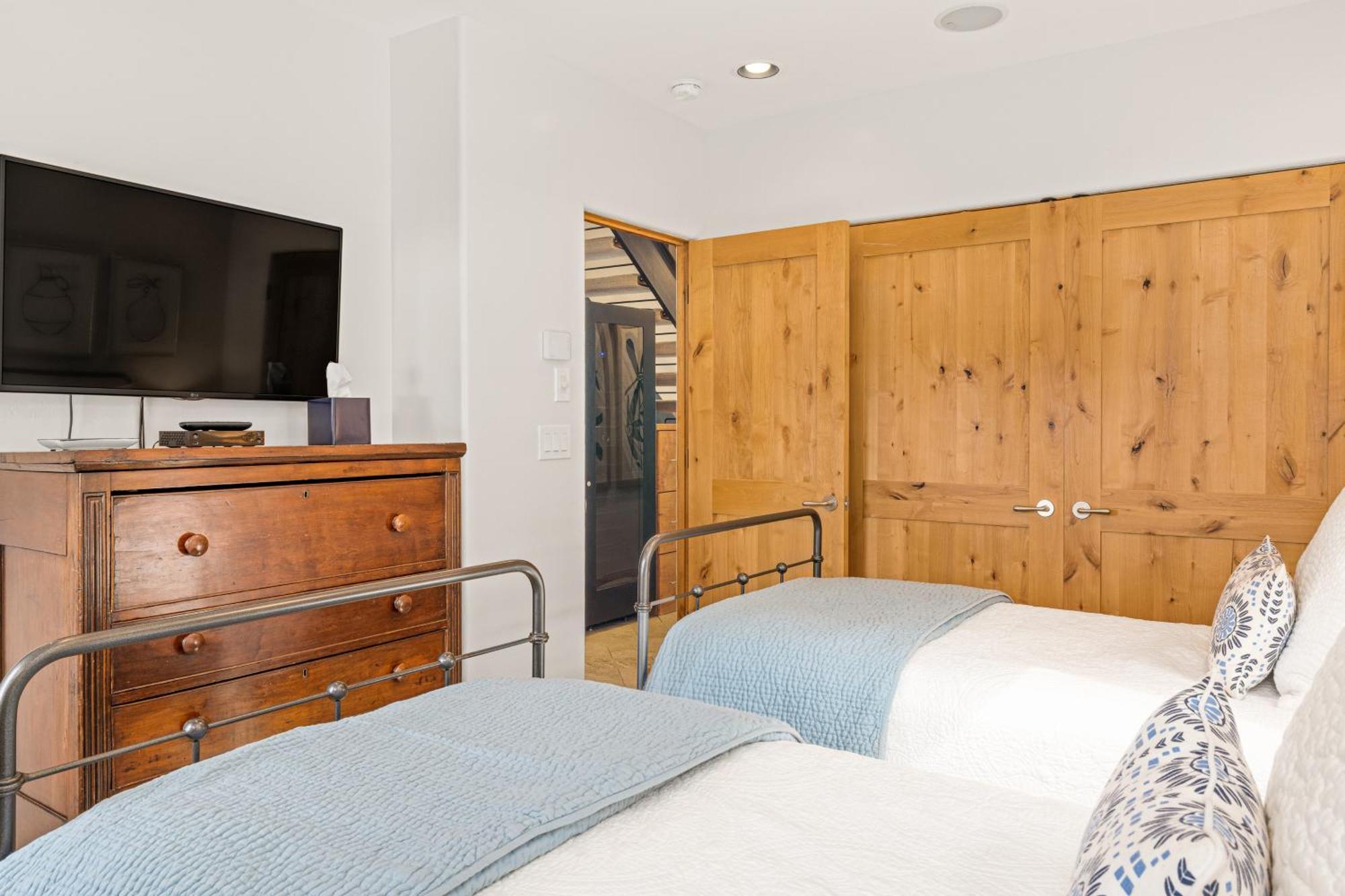 Owl Meadows Villa Telluride Room photo